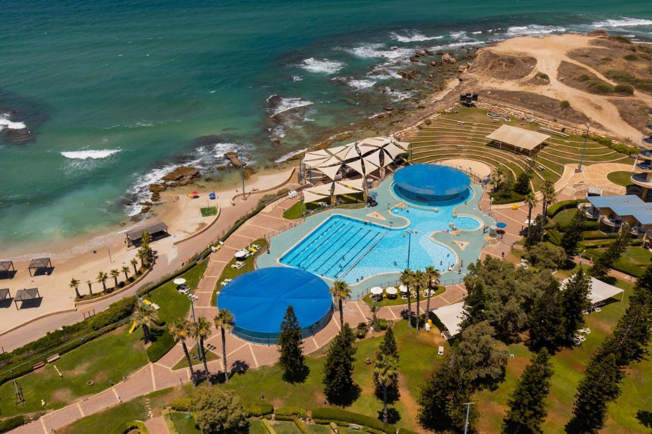 Jacob Resort Hadera Bagian luar foto