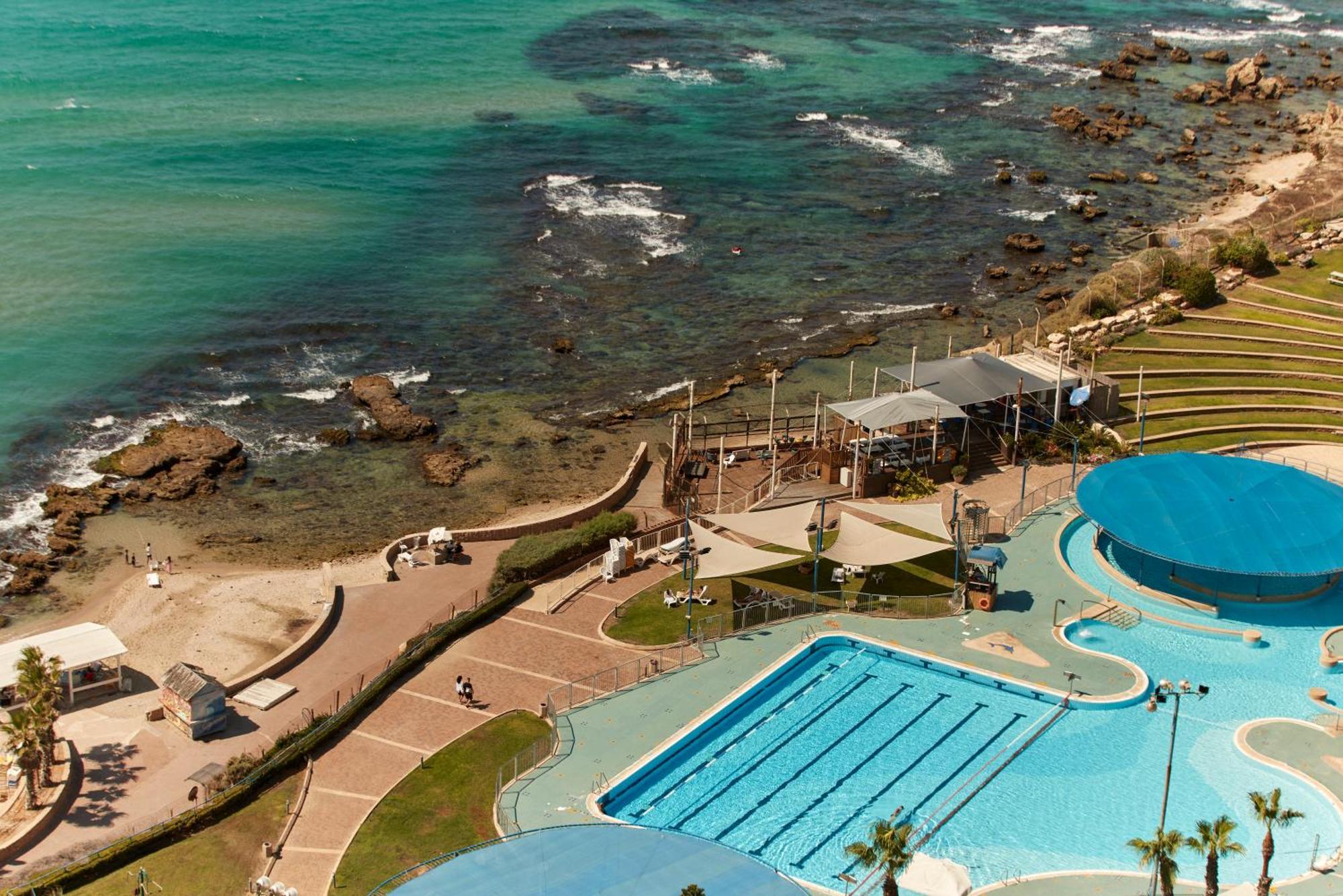 Jacob Resort Hadera Bagian luar foto